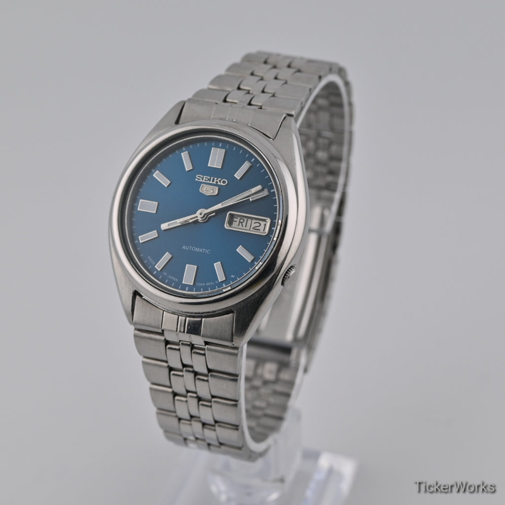 Seiko 5 Automatic 7009 Aqua Marine Arabic Dial 1980s Vintage Watch