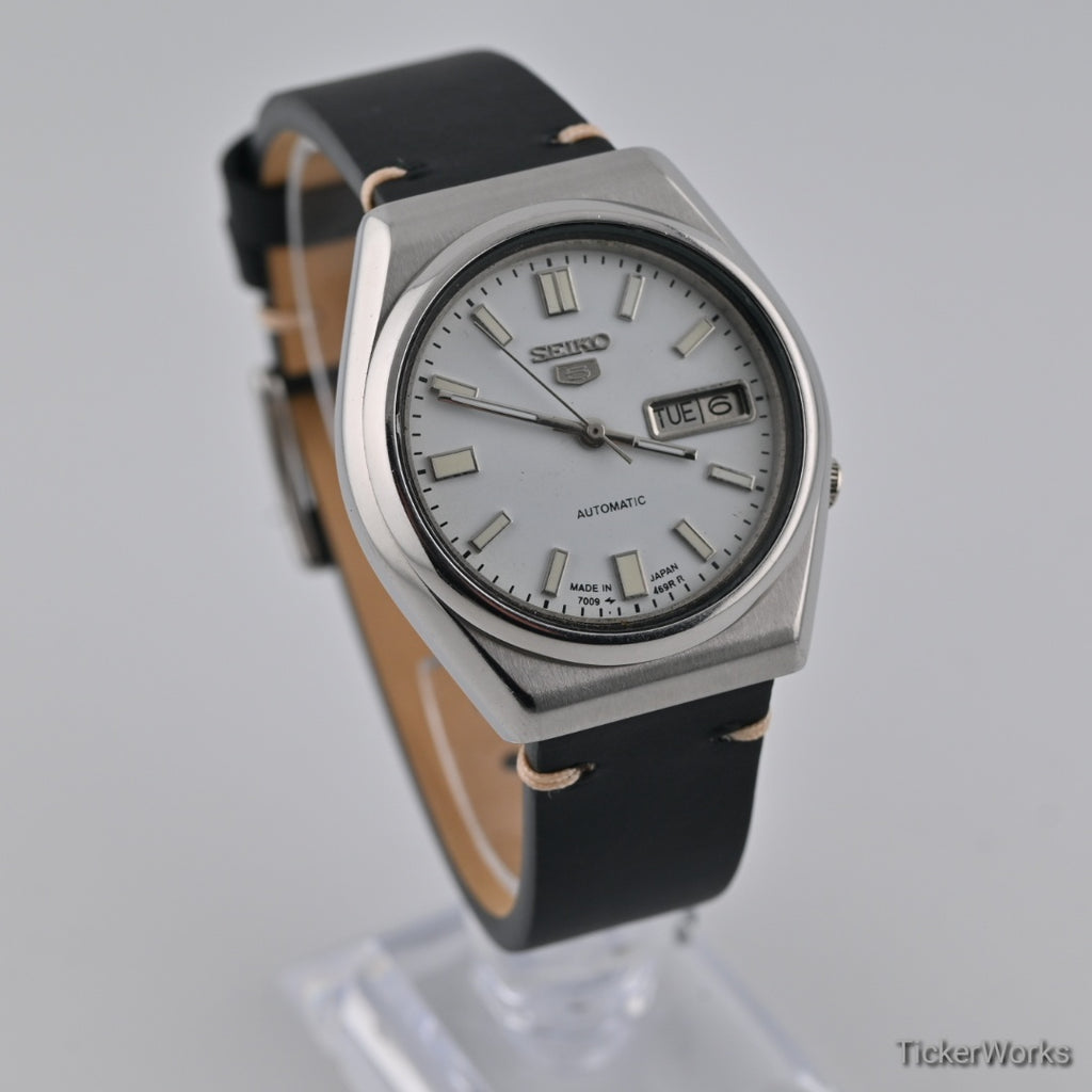 Seiko 5 Automatic 7009 White Dial 1980s Vintage Watch