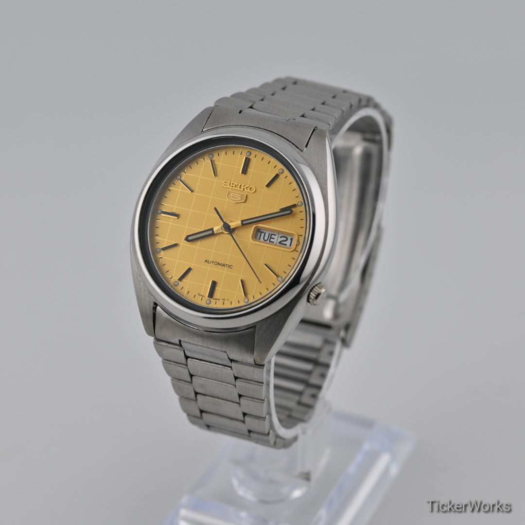 Seiko 5 Automatic Yellow Grid Day-Date 1990s 37mm