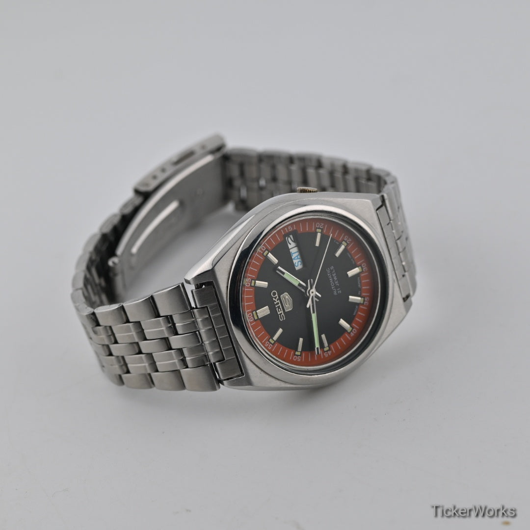 Seiko 5 Automatic Black Burnt Orange Day-Date 1990s 37mm