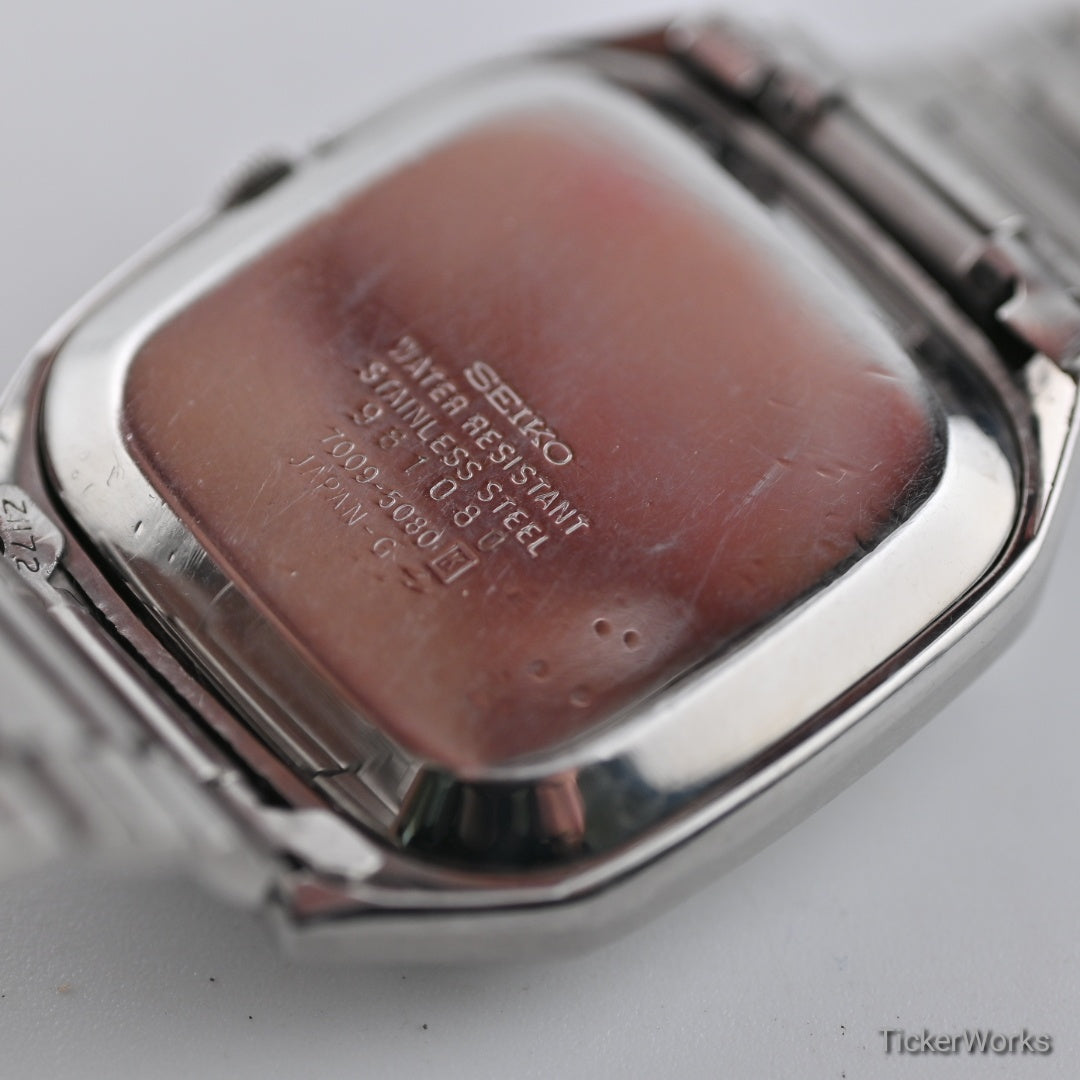 Seiko 5 Automatic 7009 White Day-Date TV Square 1980s 37mm