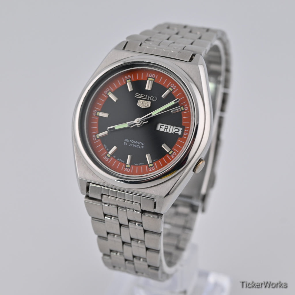 Seiko 5 Automatic Black Burnt Orange Day-Date 1990s 37mm