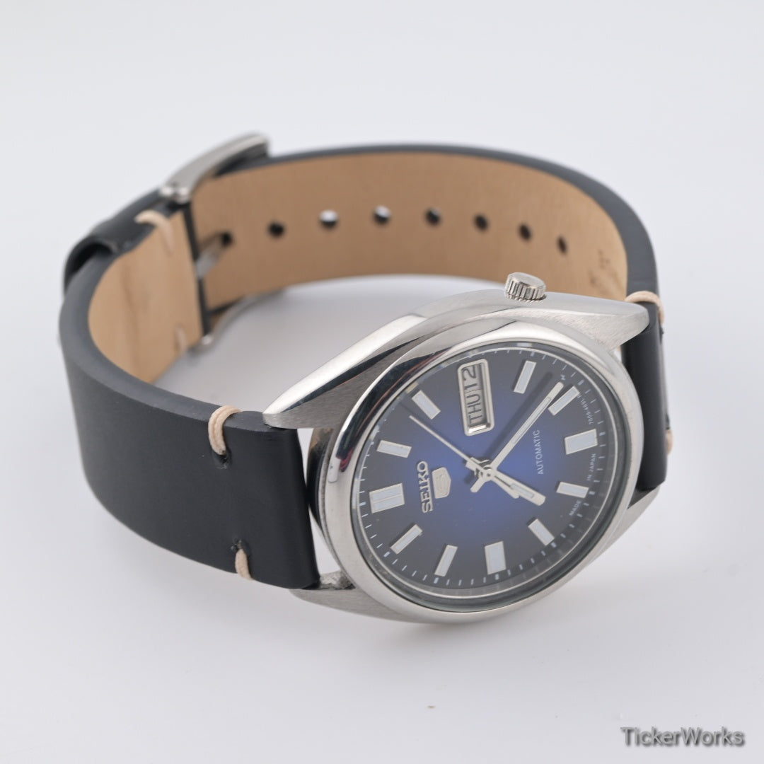 Seiko 5 Automatic 7009 Refurbished Blue Day-Date 1980s