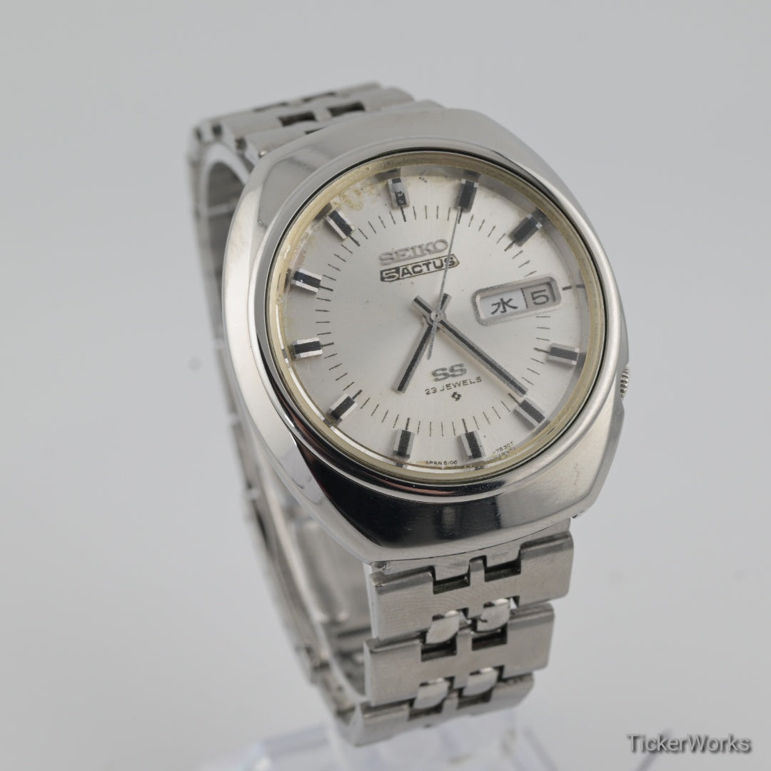 Seiko Actus SS Automatic Silver Day-Date 1970s 37mm