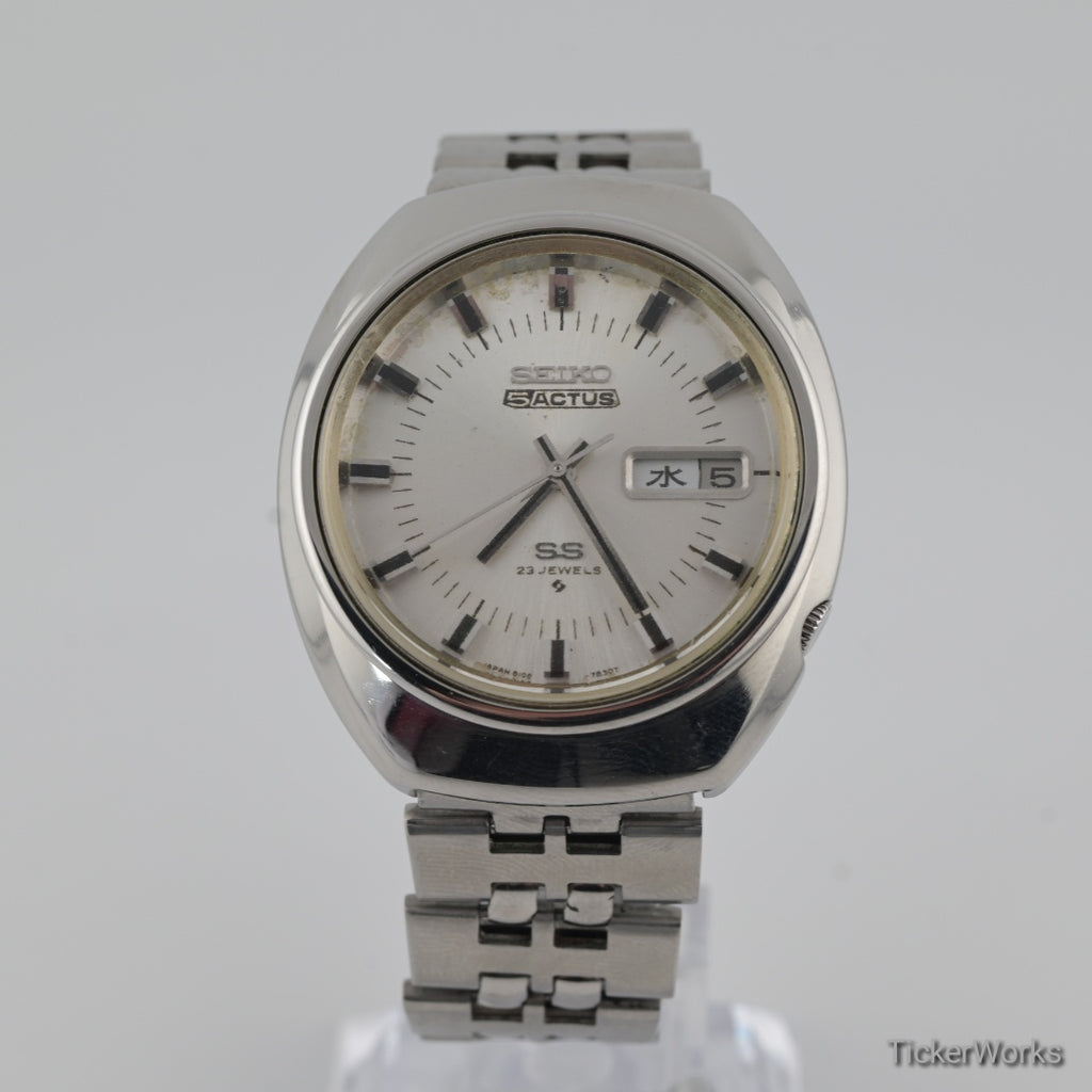 Seiko Actus SS Automatic Silver Day-Date 1970s 37mm