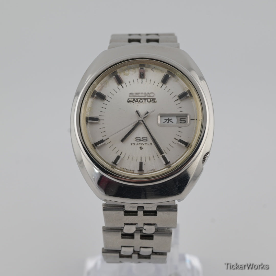 Seiko Actus SS Automatic Silver Day-Date 1970s 37mm