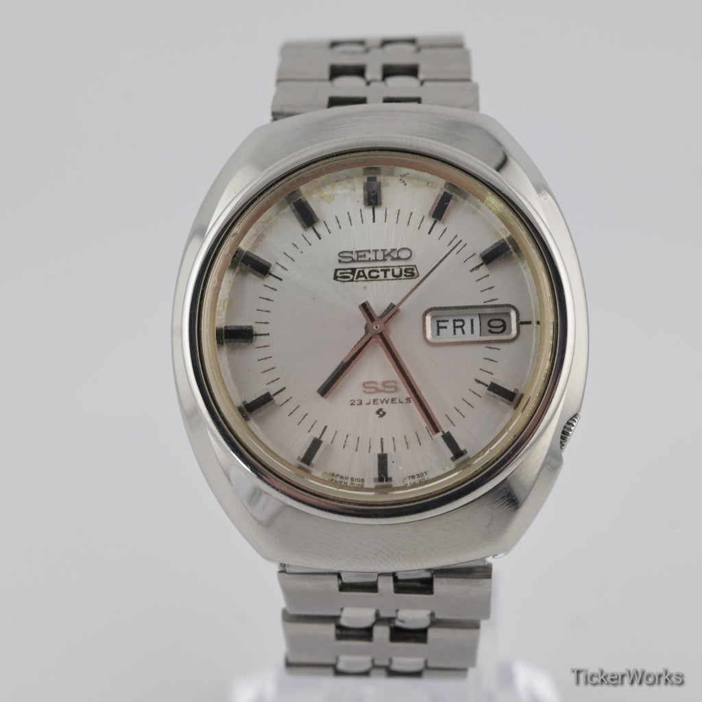 Seiko Actus SS Automatic Silver Day-Date 1970s 37mm