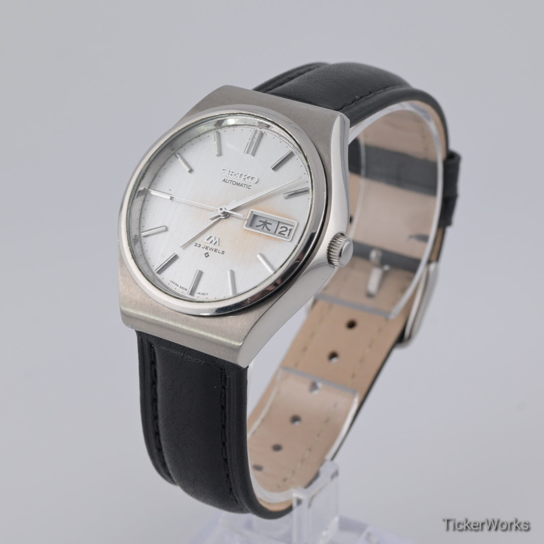 Seiko Lordmatic Automatic Brushed Silver Day-Date 1970s 37mm