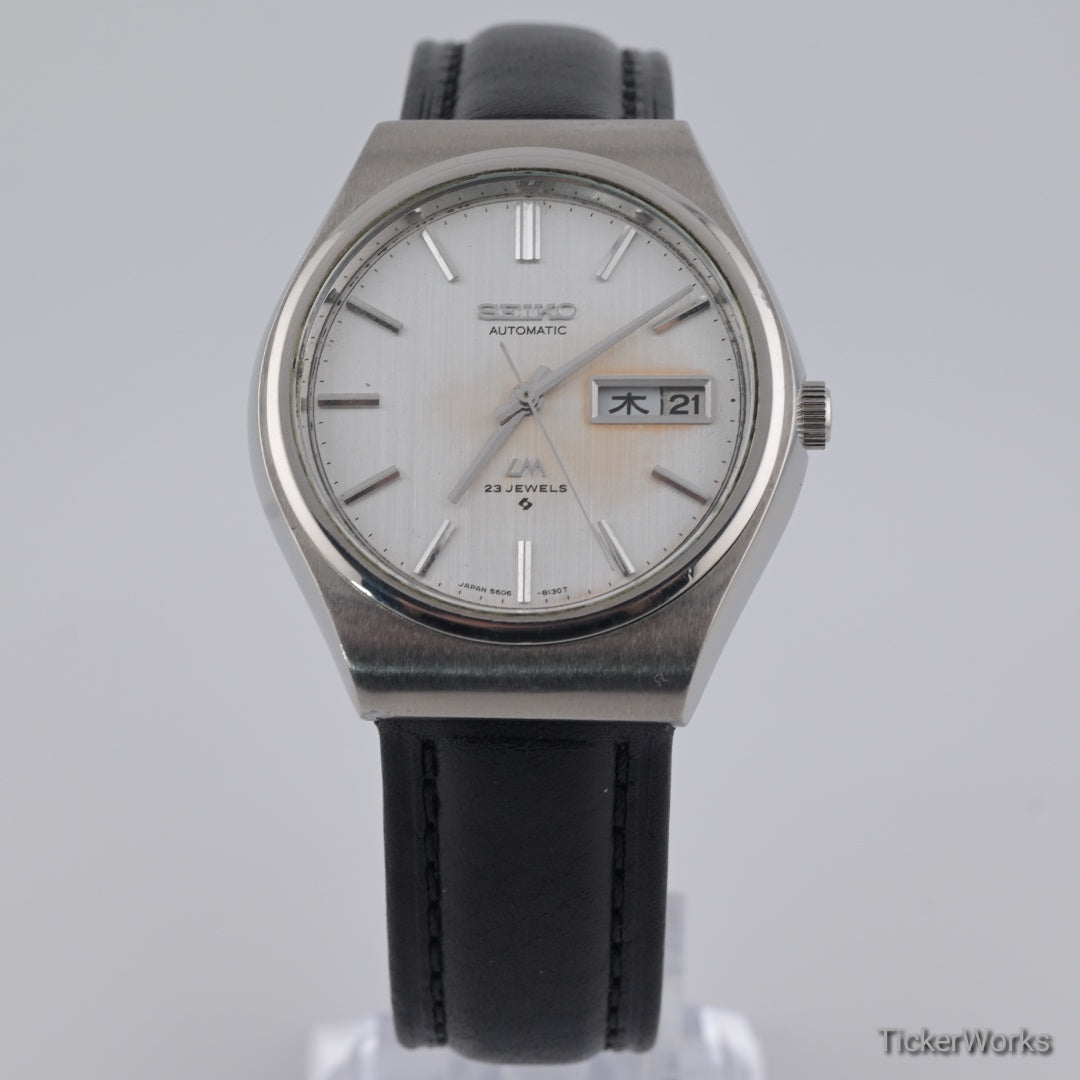Seiko Lordmatic Automatic Brushed Silver Day-Date 1970s 37mm