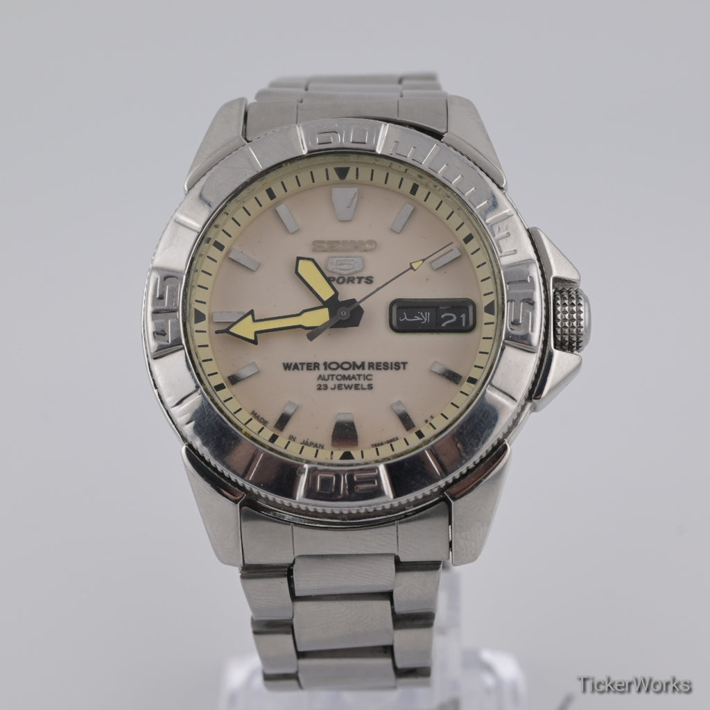 Seiko 5 Sports Automatic Full Lume 2000s 40mm