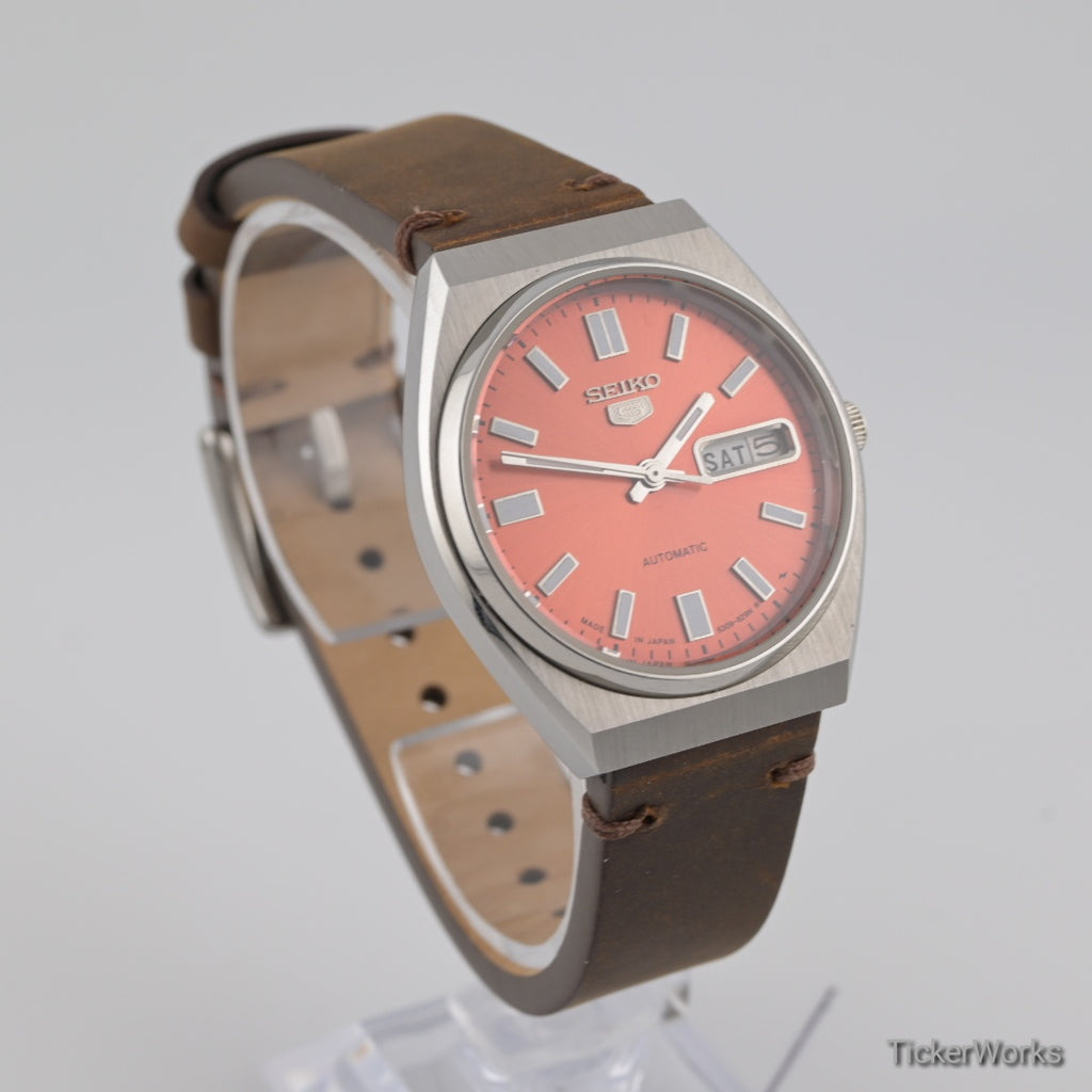 Seiko 5 Automatic 6309 Sunburst Orange Day-Date 1980s 35mm