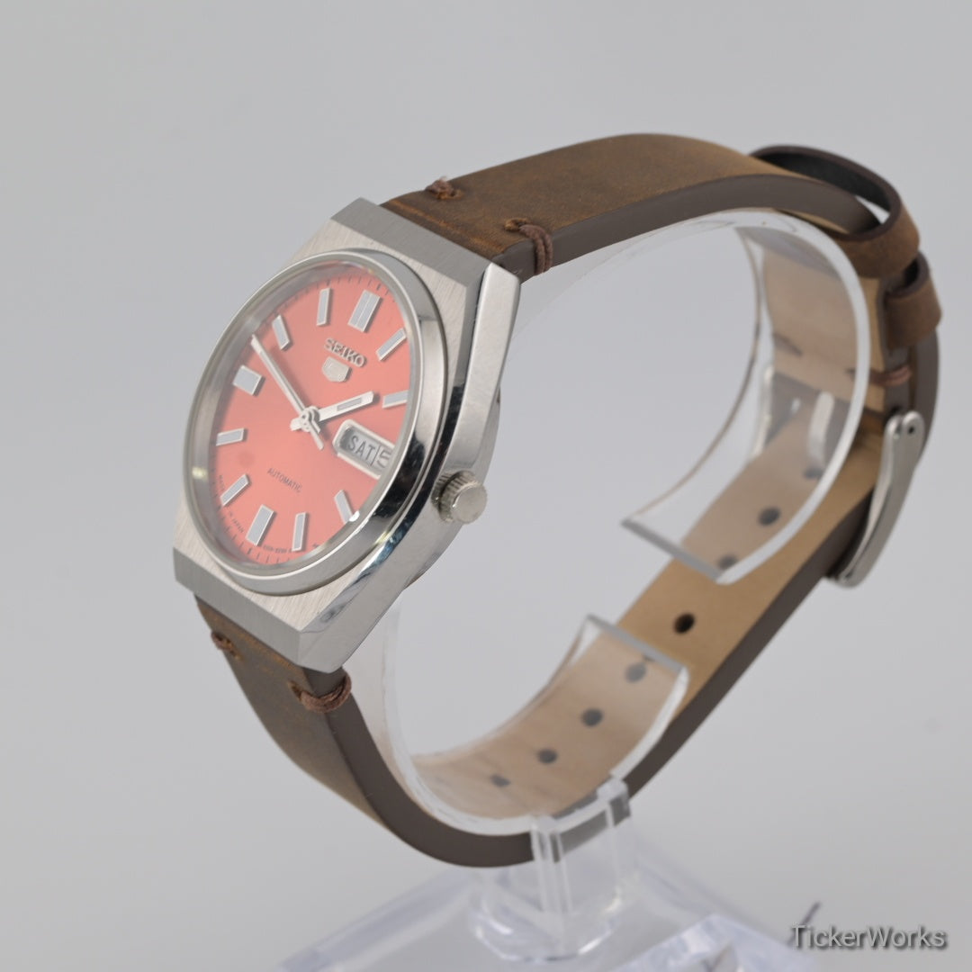 Seiko 5 Automatic 6309 Sunburst Orange Day-Date 1980s 35mm