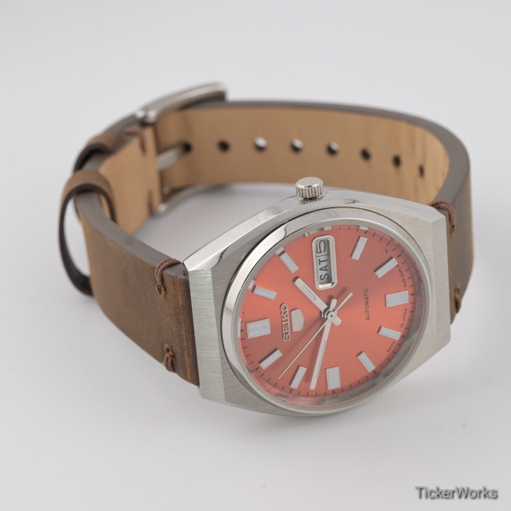 Seiko 5 Automatic 6309 Sunburst Orange Day-Date 1980s 35mm