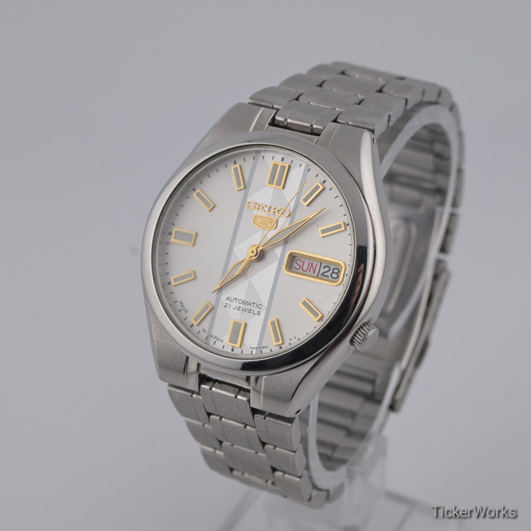 Seiko 5 7S26-02J0 2000s Champagne Geometric Dial 37mm Arabic Day 21J