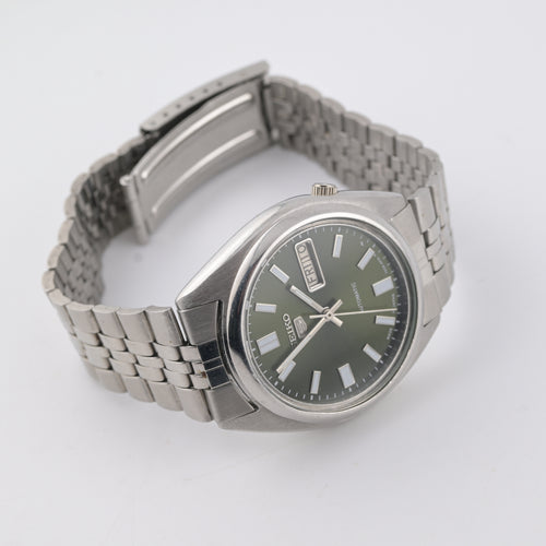 Seiko 5 7009 Refurb Original Movement Case Olive Green Dial 1980s 37mm