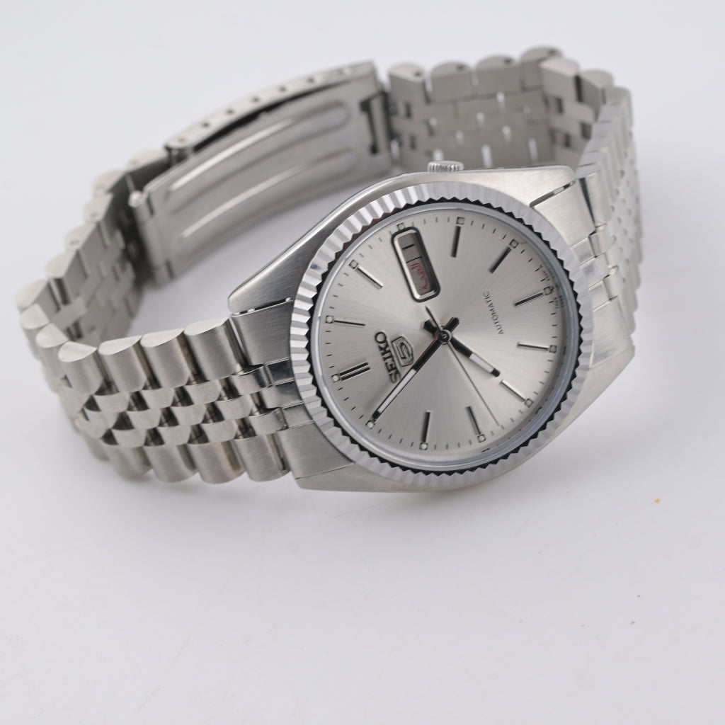 Seiko 7009-3110 Refurbished 1980s Champagne Dial 37mm