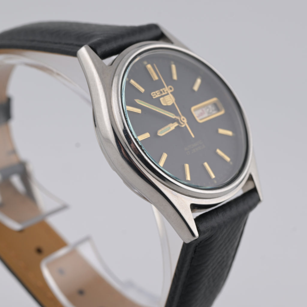 Seiko 7009-3101 1980s Black/Gold Dress Dial 37mm