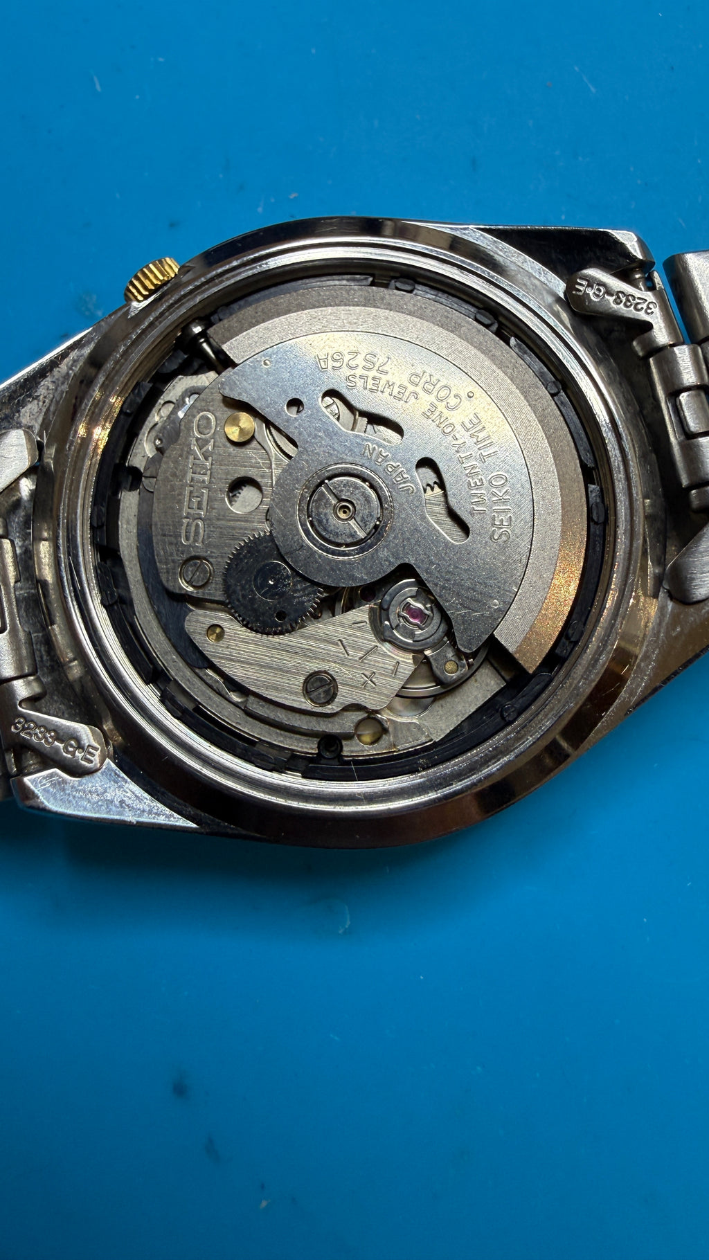 Seiko 5 Automatic Gold Motif Day-Date 1980s 37mm